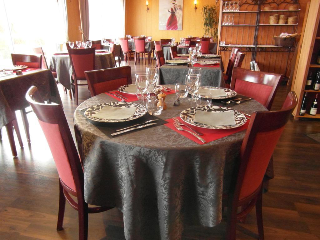 Hotel Le Forestia Pannes  Екстериор снимка