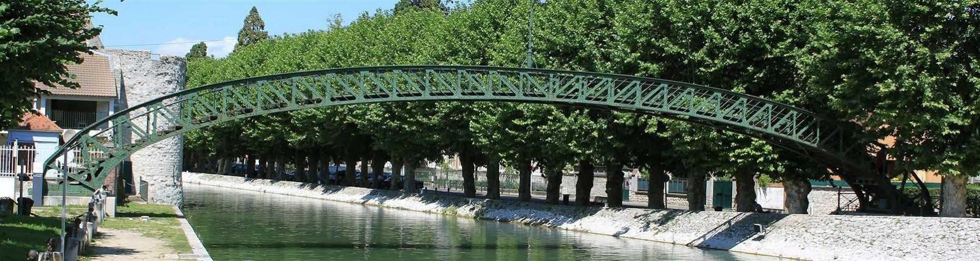 Hotel Le Forestia Pannes  Екстериор снимка